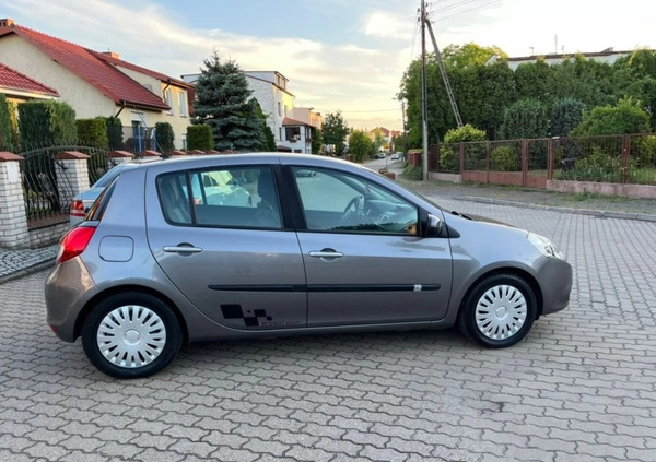 Renault Clio cena 12900 przebieg: 190000, rok produkcji 2009 z Nowy Targ małe 172